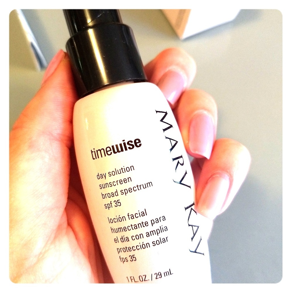 Mary Kay timewise day solution sunscreen